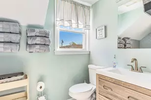15 N Water St, Wareham, MA 02558 - Photo 18