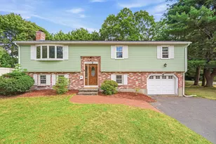 25 Oak Ridge Way, Shrewsbury, MA 01545 - Photo 1