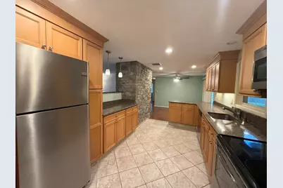 24 Wedgemere Rd, Beverly, MA 01915 - Photo 4
