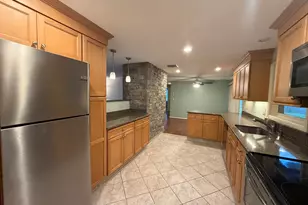 24 Wedgemere Rd, Beverly, MA 01915 - Photo 4