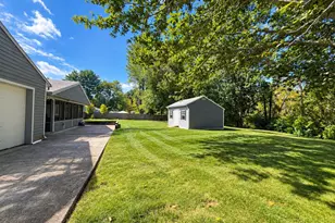 24 Wedgemere Rd, Beverly, MA 01915 - Photo 36