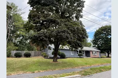 24 Wedgemere Rd, Beverly, MA 01915 - Photo 2