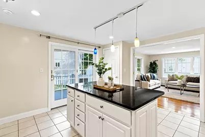 438 Waltham St, Lexington, MA 02421 - Photo 14