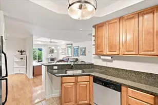 989 East St, Dedham, MA 02026 - Photo 18