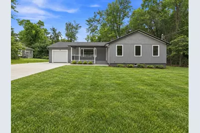110 Mountain View St, South Hadley, MA 01075 - Photo 2