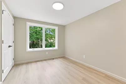110 Mountain View St, South Hadley, MA 01075 - Photo 22