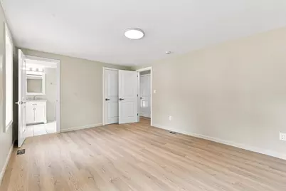 110 Mountain View St, South Hadley, MA 01075 - Photo 20