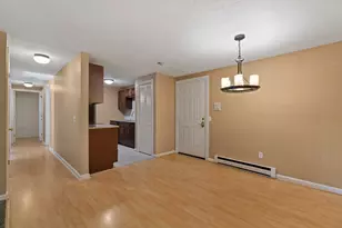 106 Heritage Dr, Northbridge, MA 01588 - Photo 16