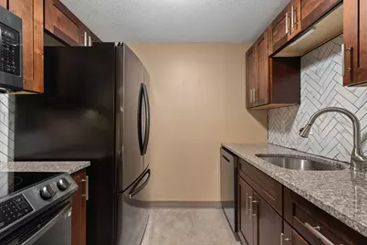 106 Heritage Dr #106, Northbridge, MA 01588 - Photo 8