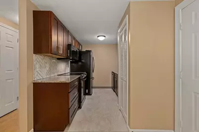 106 Heritage Dr #106, Northbridge, MA 01588 - Photo 10