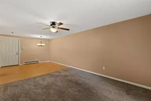 106 Heritage Dr, Northbridge, MA 01588 - Photo 6