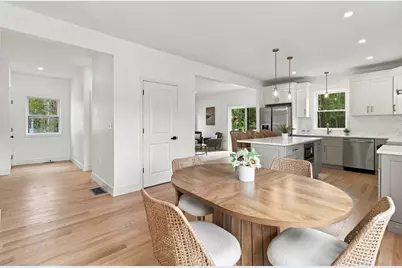 38 Elmwood St #4, Salisbury, MA 01952 - Photo 6