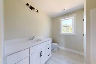 158 Wood St, Middleborough, MA 02346 - Photo 24