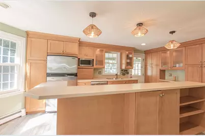 133 Walnut Plain Rd, Rochester, MA 02770 - Photo 12