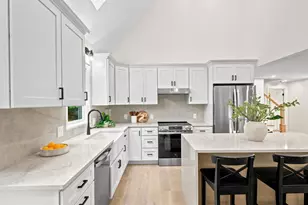 21 Old Barn Rd, Plymouth, MA 02360 - Photo 6
