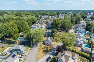 45 Holbrook Rd, Weymouth, MA 02191 - Photo 34