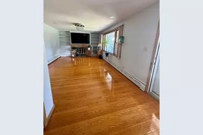 48 Chalmers #1, Springfield, MA 01118 - Photo 2