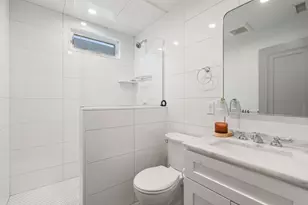 588 Gallivan Blvd, Boston, MA 02124 - Photo 14