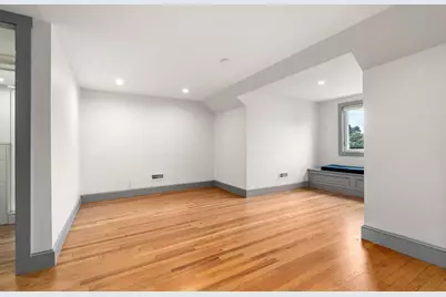 588 Gallivan Blvd, Boston, MA 02124 - Photo 24
