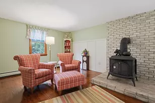 245 Albee Rd, Uxbridge, MA 01569 - Photo 6