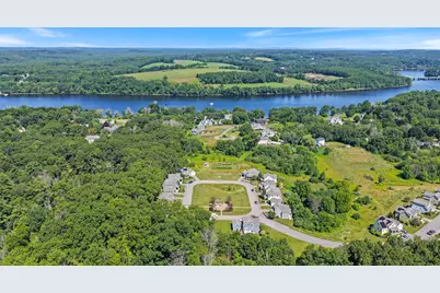 28 Follinsbee Ln #28, West Newbury, MA 01985 - Photo 40