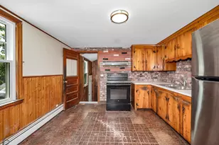 9 Hinckley Rd, Tewksbury, MA 01876 - Photo 8