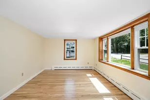 9 Hinckley Rd, Tewksbury, MA 01876 - Photo 4