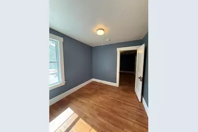 123 Everett St #1, Southbridge, MA 01550 - Photo 10