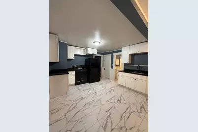 123 Everett St #1, Southbridge, MA 01550 - Photo 4