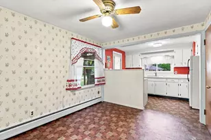 36 Silver Lake Dr, Agawam, MA 01001 - Photo 10