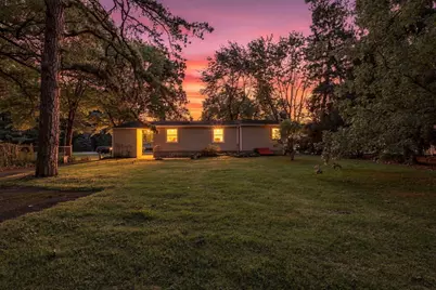 36 Silver Lake Dr, Agawam, MA 01001 - Photo 30