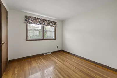 8 Russell Road, Whitman, MA 02382 - Photo 12