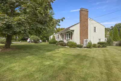 8 Russell Road, Whitman, MA 02382 - Photo 2