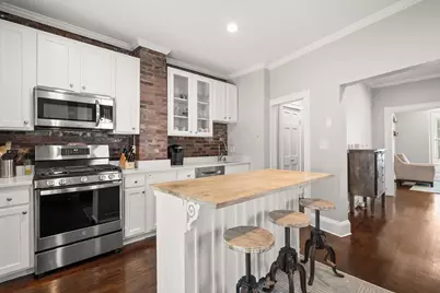 372 Silver St, Boston, MA 02127 - Photo 4