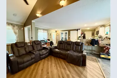 66 Barrison St, Springfield, MA 01109 - Photo 10