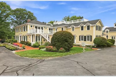174 Lowell St #3, Andover, MA 01810 - Photo 4