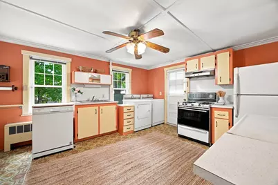 46 Finn St, Northampton, MA 01060 - Photo 18