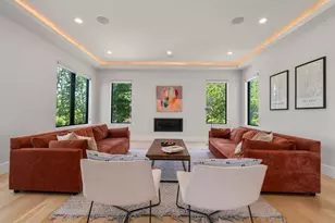 20 Peachtree Ln, Newton, MA 02459 - Photo 4