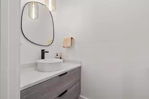 20 Peachtree Ln, Newton, MA 02459 - Photo 14