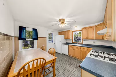 394 Sutton St, North Andover, MA 01845 - Photo 10