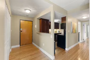 390 Broadway, Somerville, MA 02145 - Photo 4