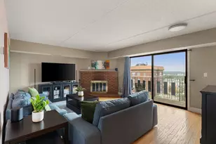 390 Broadway, Somerville, MA 02145 - Photo 12