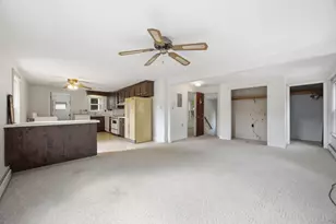 18 Oak St, Plymouth, MA 02360 - Photo 16