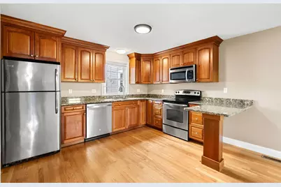 83 Holten St, Danvers, MA 01923 - Photo 16