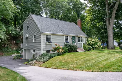 37 Pine St, Natick, MA 01760 - Photo 2