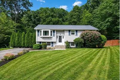 71 Martha Ave, Tewksbury, MA 01876 - Photo 2
