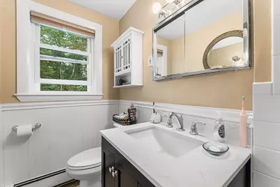 35 Donna Rd, Holliston, MA 01746 - Photo 10