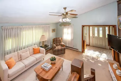 40 Border Rd, Holbrook, MA 02343 - Photo 8