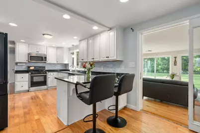 7 Lamphere Cir, Framingham, MA 01701 - Photo 14