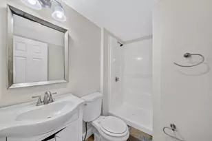 533 Locust St, Fall River, MA 02720 - Photo 14